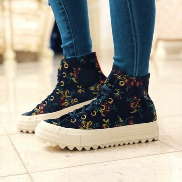 NEW Lift Ripple Obsidian Navy Floral Converse Platform CTAS Sneakers, Size 7 - Picture 2 of 9